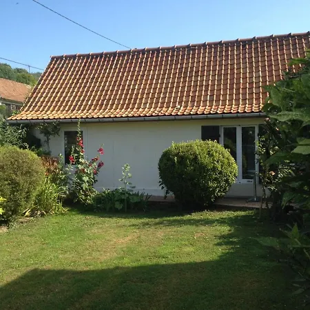 La Maison Plutot Gris-bleu Estréelles