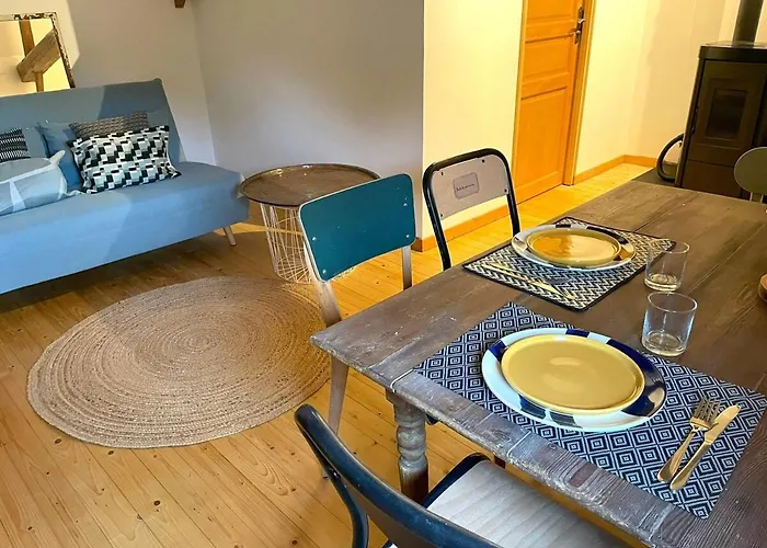 La Maison Plutôt Gris-bleu