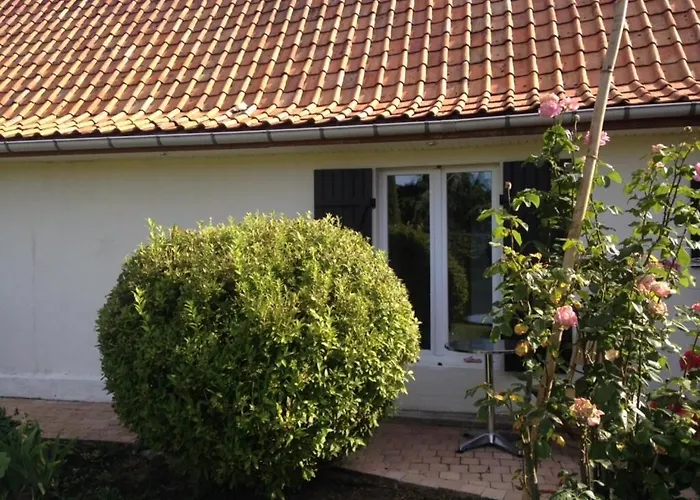 La Maison Plutôt Gris-bleu * Estréelles